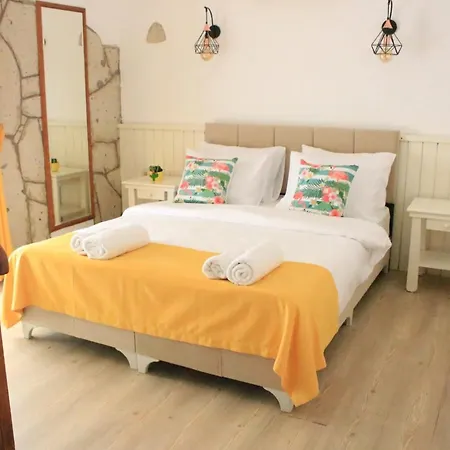 Otel Ala Anka Butik Alaçatı