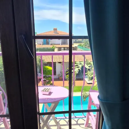 Otel Ala Anka Butik Alaçatı